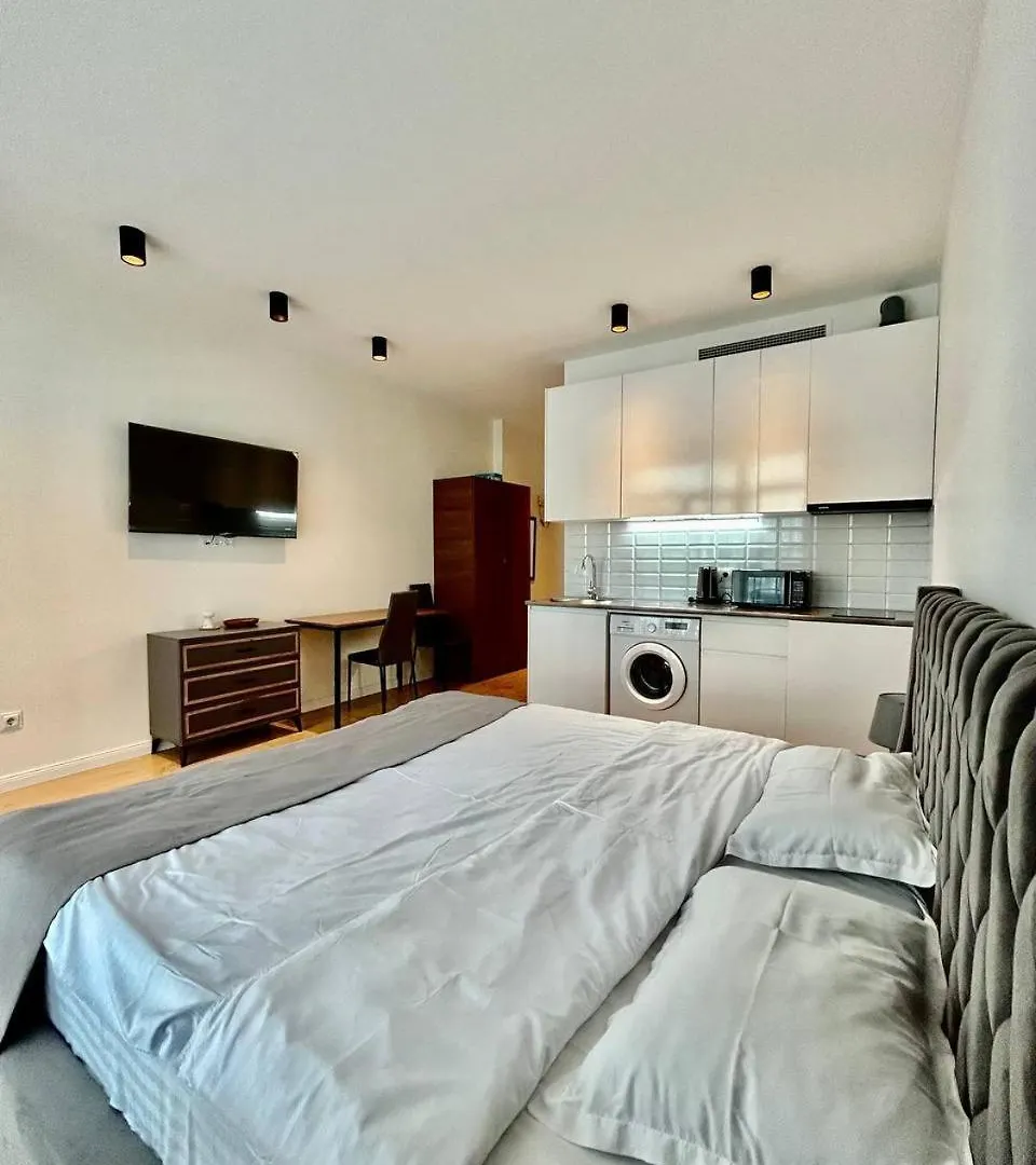 Paradise Apartments White Sails Batumi