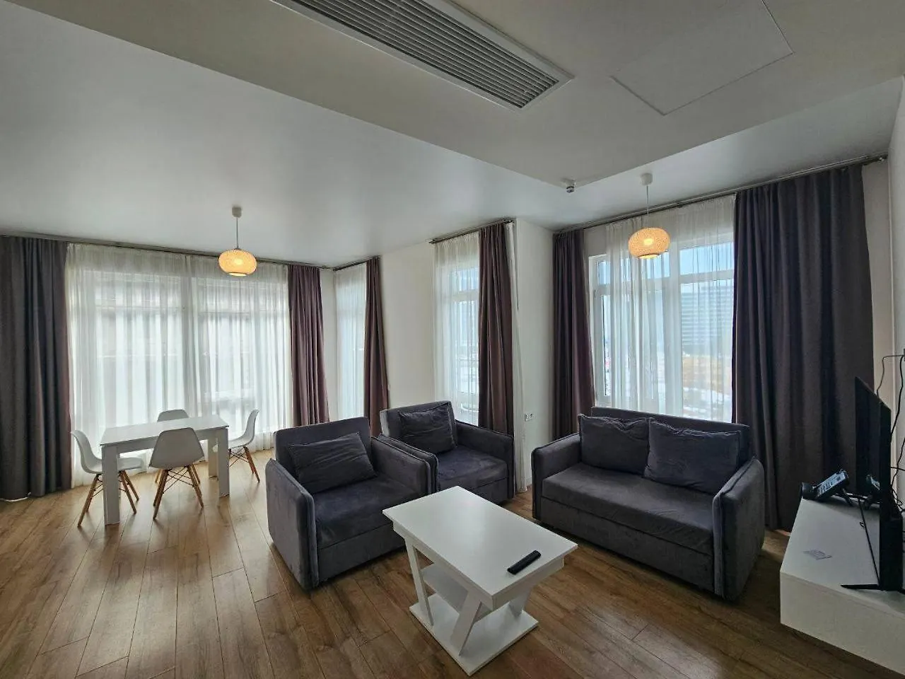 Paradise Apartments White Sails Batumi