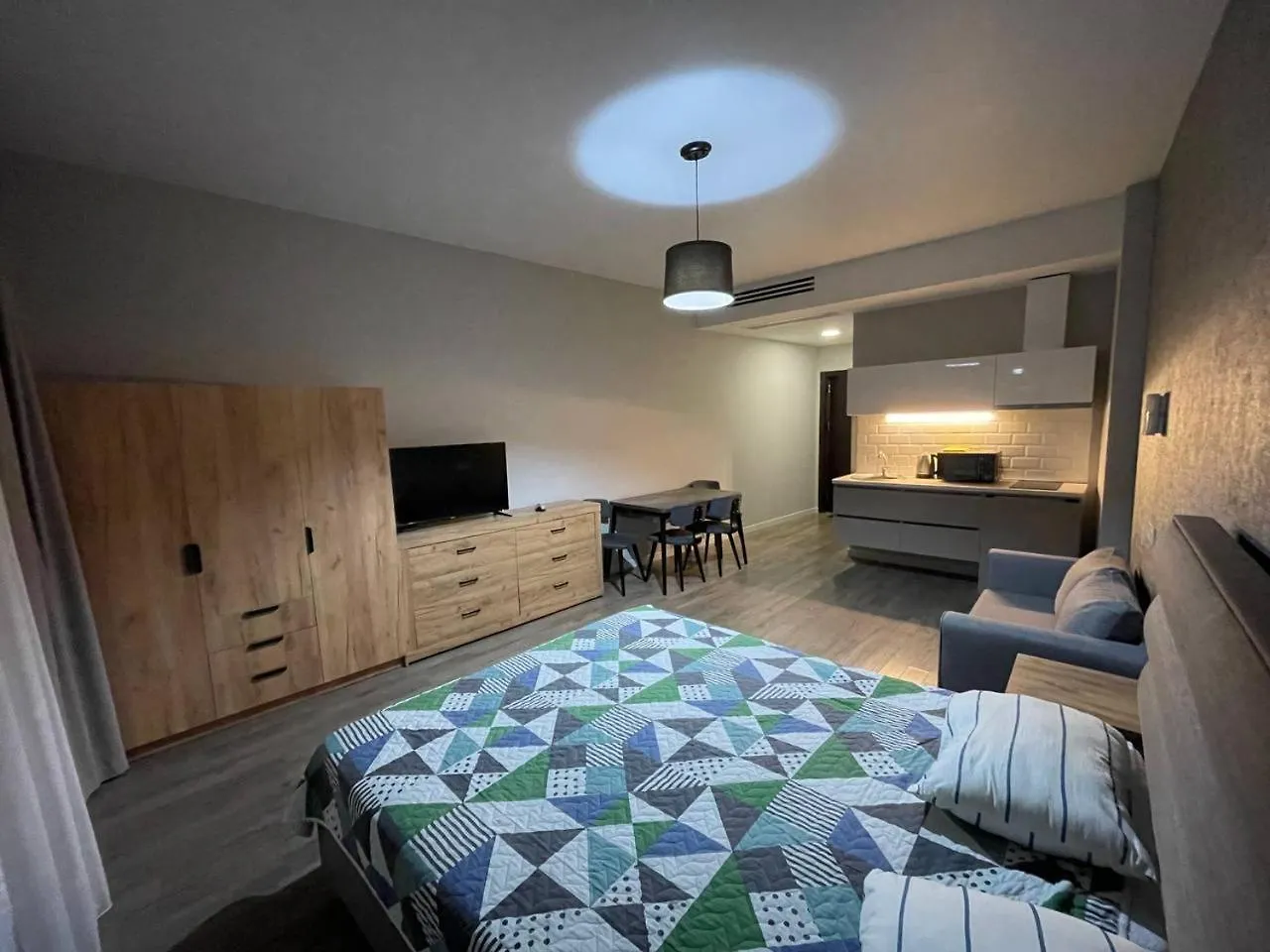 Paradise Apartments White Sails Batumi 0*,  Georgia