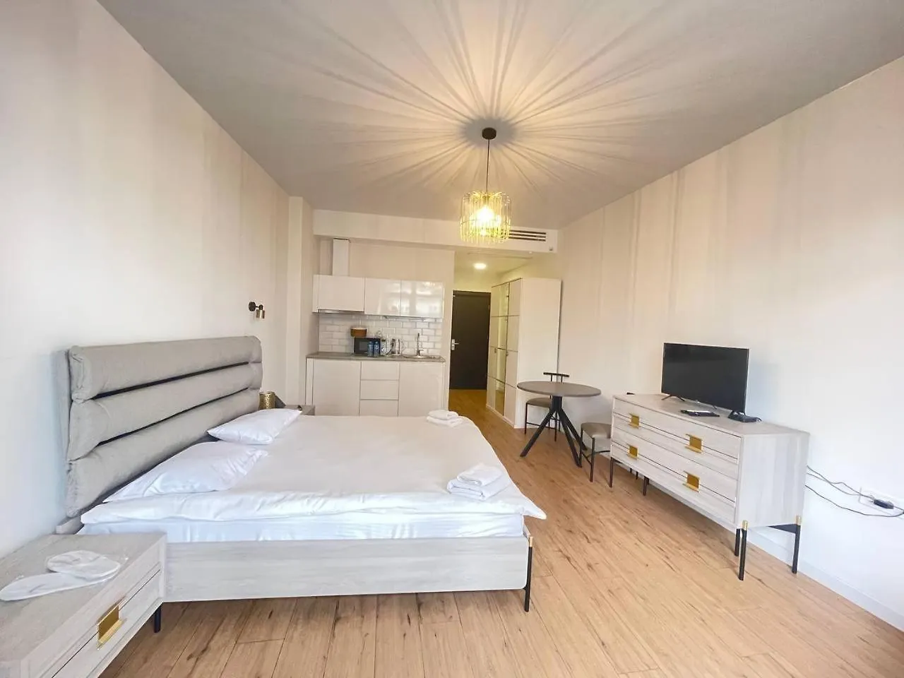 Paradise Apartments White Sails Batumi