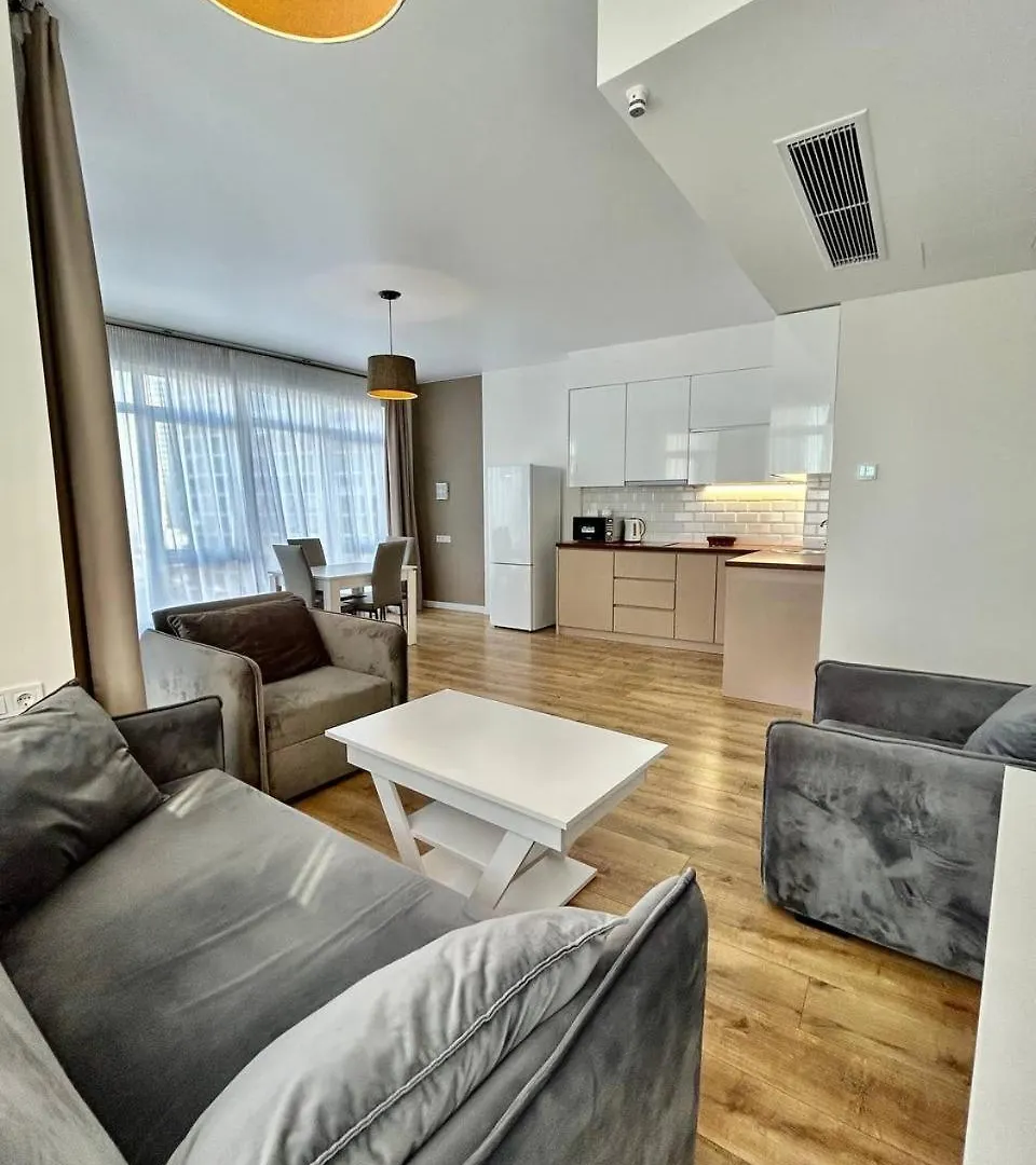 Paradise Apartments White Sails Batumi 0*,