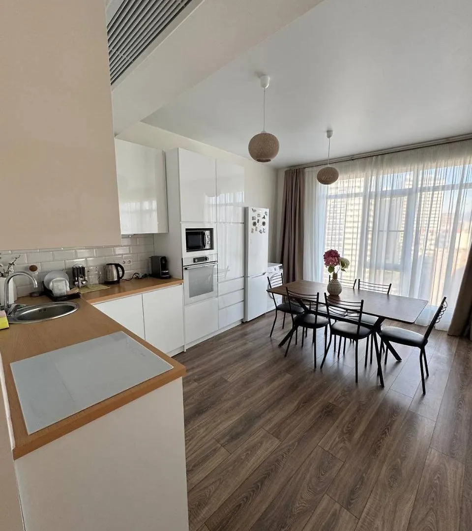 Paradise Apartments White Sails Батуми